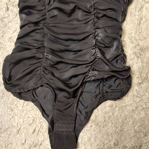 ZARA sateen ruffled bodysuit - Picture 9 of 9